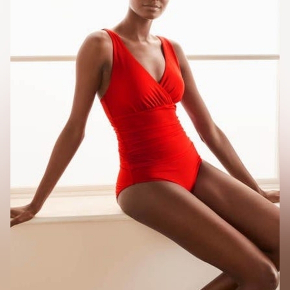 Boden Talamanca Swimsuit Fire - Picture 1 of 6